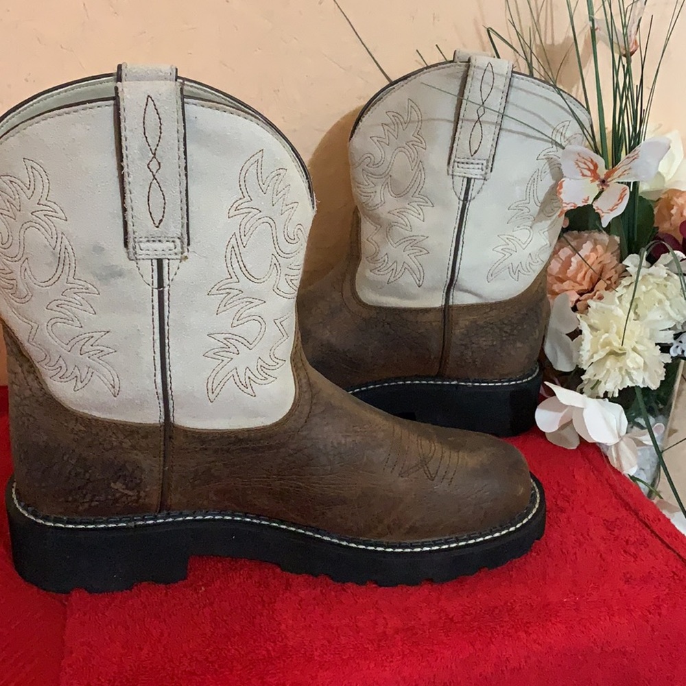 ARIAT BOOTS FATBABY🌟🌟